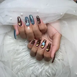 ネイル 🌈 Laule'aのネイルデザイン