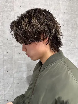 カラー パーマ メンズ 曲がる縮毛矯正 /ハイライト/土屋丈のヘアスタイル