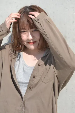 ミディアム カラー パーマ ヘアアレンジ 🤍透明感カラー🤍 Ryujiのヘアスタイル