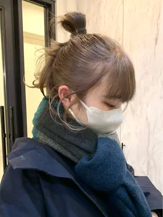 セミロング カラー 落合希 Olivebeigeのヘアスタイル