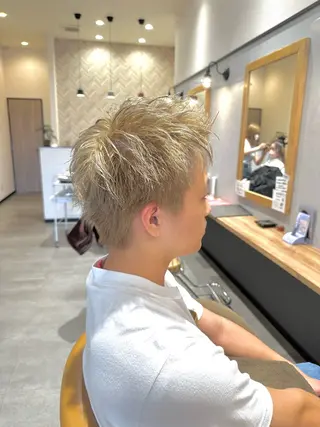 ショート RONDEL 伽那のヘアスタイル