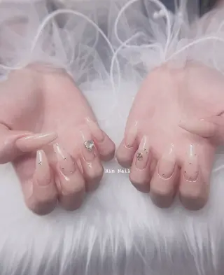 ネイル Hin Nailのネイルデザイン