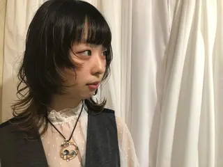 ミディアム パル__レイヤー/パ ーマ/デザインカラーのヘアスタイル