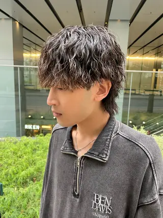 ショート カラー パーマ ヘアアレンジ メンズ 亀井隆汰/メンズ専門 パーマ/フェード可のヘアスタイル