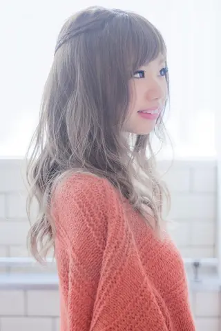ロング EIGHT plum TOKIOリミテッドのヘアスタイル