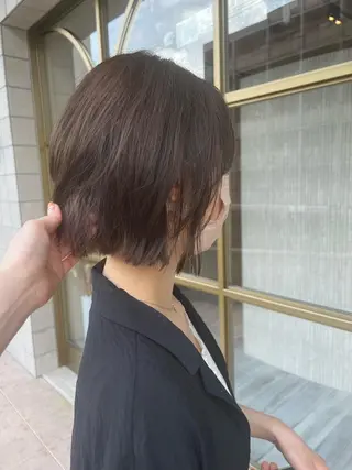 ショート Aya/四条烏丸/ 酸性ストレートのヘアスタイル