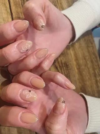 ネイル 佐藤 悠子のネイルデザイン