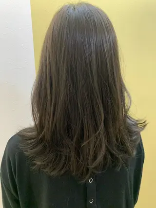 セミロング カラー hubhair レイヤー/透明感のヘアスタイル
