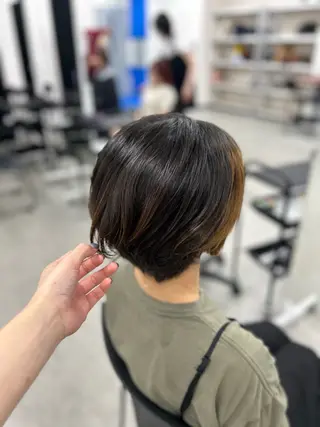 ショート ヘアアレンジ さくら🍒 暖色カラー/髪質改善のヘアスタイル