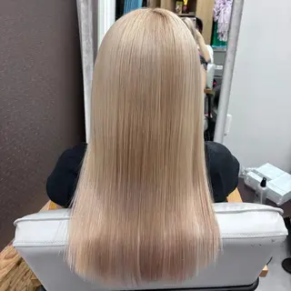 セミロング カラー Aoba 🫧艶ハイトーン🫧のヘアスタイル