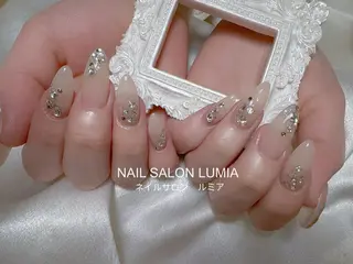 ネイル ネイルサロン ルミア Lumia 店長施術のネイルデザイン