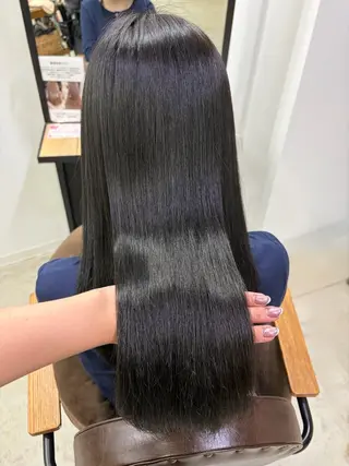 ロング かおり/似合わせ/ 透明感カラーのヘアスタイル