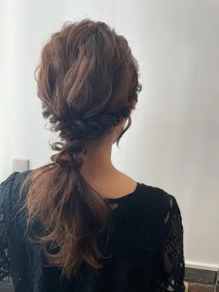 ロング ヘアアレンジ 透明感カラー 🩶🩵🩷AIRIのヘアスタイル