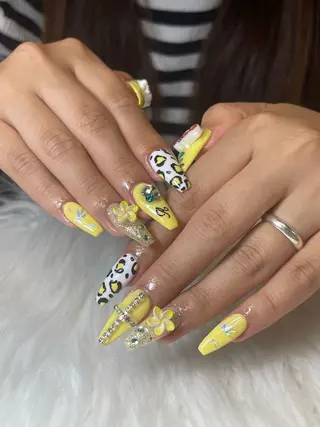 ネイル NiJi Nailsのネイルデザイン