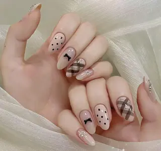 ネイル 🍑 momo_nailのネイルデザイン
