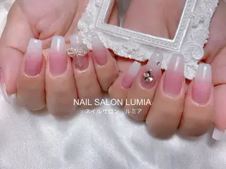 ネイル ネイルサロン ルミア Lumia 店長施術のネイルデザイン