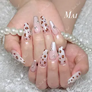 ネイル 🦋 Queenieのネイルデザイン