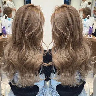 ロング バレイヤージュ ボブ🌈ナツヤのヘアスタイル