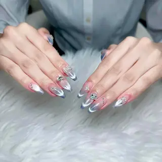 ネイル Himeka Bling.Nailのネイルデザイン