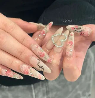 ネイル NiJi Nailsのネイルデザイン