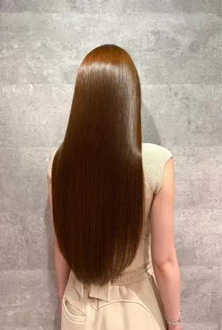 ロング カラー FOX 新菜のヘアスタイル