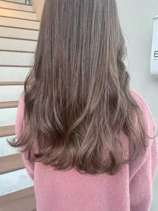 ロング akari 🌼透明感カラーのヘアスタイル