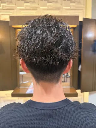 ショート パーマ メンズ 西浦 智也のヘアスタイル