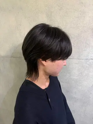 メンズ 推しカラー オタク美容師 山本のヘアスタイル