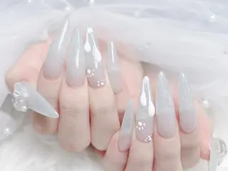 ネイル ユリ kbiのネイルデザイン