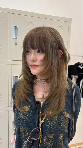 ロング カラー 🎀ブリーチ 🌈デザイン♡BoNのヘアスタイル