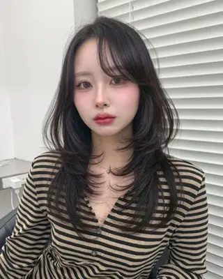 カラー モデル募集🪽トレ ンド透明感/天神のヘアスタイル