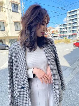 ミディアム カラー grand juteのヘアスタイル