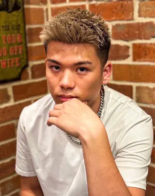 ショート カラー メンズ ひらお あおとのヘアスタイル