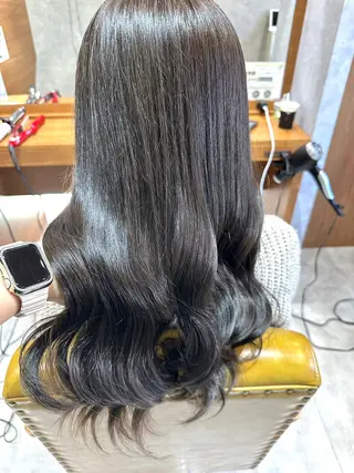 セミロング カラー 🫧アレンジ・髪質 改善maica🫧のヘアスタイル