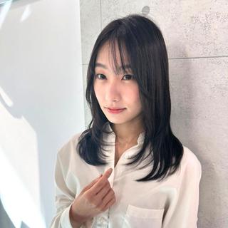 セミロング カラー ❇️安達 優心❇️ レイヤー/艶髪特化のヘアスタイル