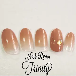 ネイル Trinity ゆきのネイルデザイン