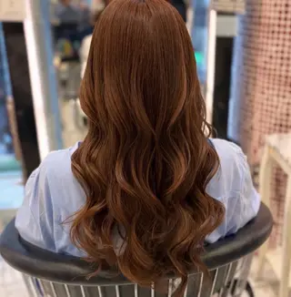 ロング カラー パーマ コテ巻きパーマ💙 シノヤユイのヘアスタイル