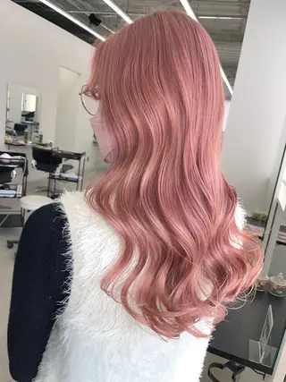 ロング 中道 晶のヘアスタイル