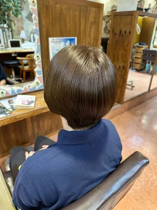 カラー 保坂 彩月のヘアスタイル