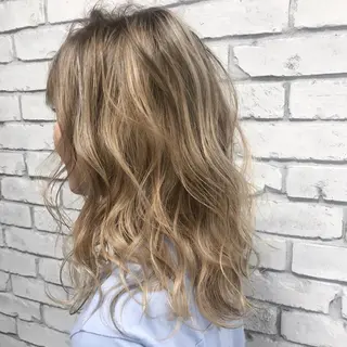 セミロング カラー welring hair salonのヘアスタイル