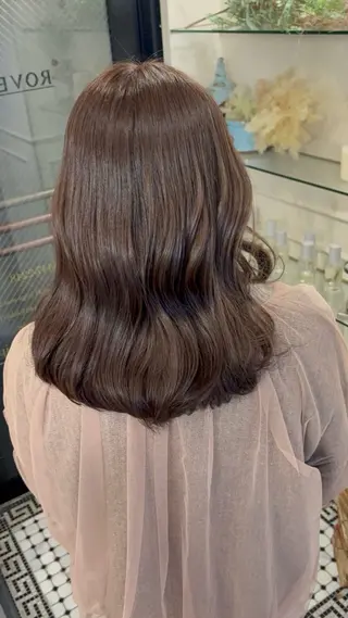 セミロング カラー Konomura Neneのヘアスタイル