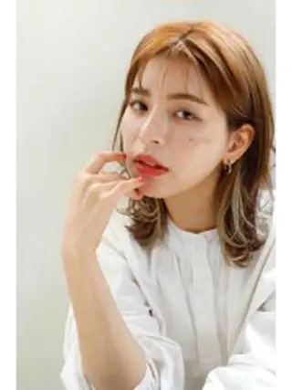 セミロング 原 里美のヘアスタイル