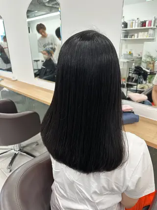 ロング ブリーチなし/レイヤ ー特化🌈Tommyのヘアスタイル