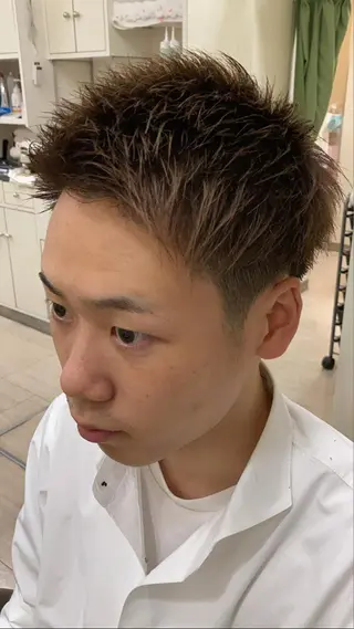 ショート メンズ 垢抜け・メンズパーマ 津山祐紀のヘアスタイル
