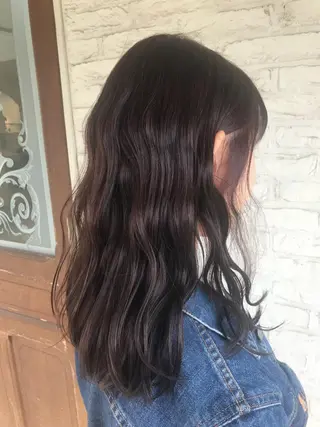 セミロング カラー 澤田 彩香のヘアスタイル