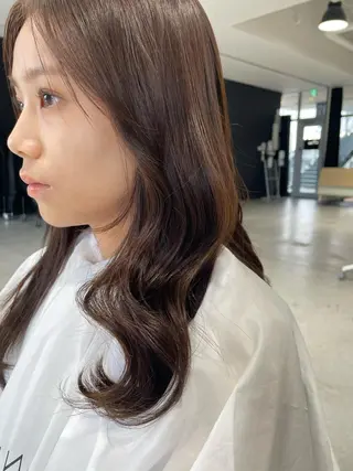 セミロング 似合わせカット 迫留由弥のヘアスタイル