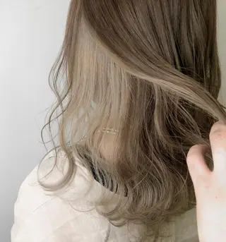 カラー メンズ レイヤー ウルフ 弓木啓輔のヘアスタイル