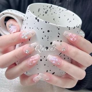 ネイル Queens テイのネイルデザイン
