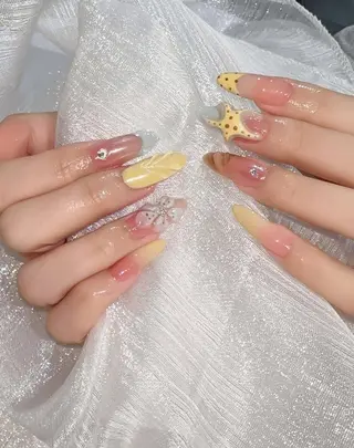 ネイル Huyn Nail Shinjyukuのネイルデザイン