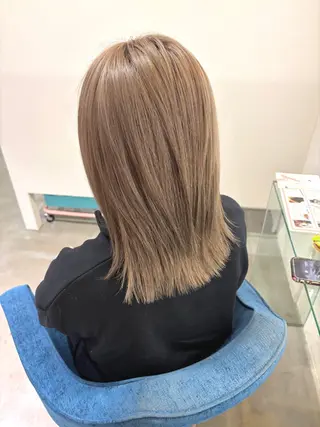ミディアム カラー 安井まゆ _Box mico.のヘアスタイル